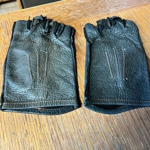 Merlin’s Hide Out Men's Black Leather Motorcycle Fingerless Gloves USA XL